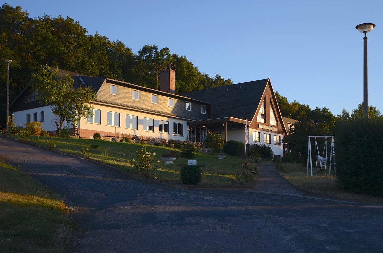 Land-gut-Hotel Barbarossa Kelbra Exterior foto